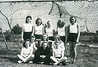 Schneverdinger Fotos – Kalender 2016 – Handballmannschaft der Damen von 1946