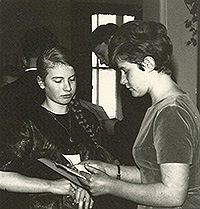 Abschlussfeier 1962 – von links: Annegret Röhrs und Ursula Schröder